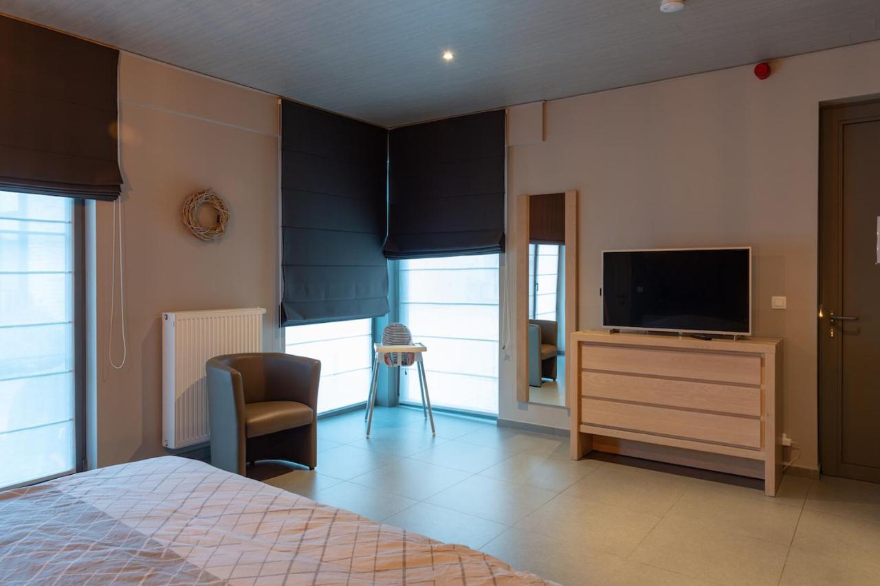 Oud Gemeentehuis Poelkapelle Extérieur photo